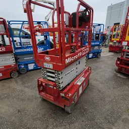 2019 MEC MICRO 19 Scissor Lift