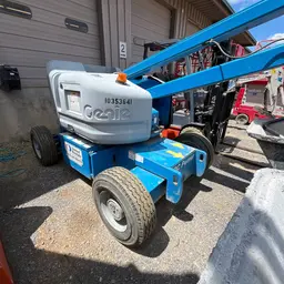 2015 Genie Z-45/25J DC Articulating Boom Lift