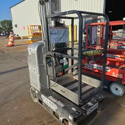 2015 JLG 20MVL Self-Propelled One-Person Lift