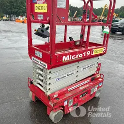 2019 MEC MICRO 19 Scissor Lift