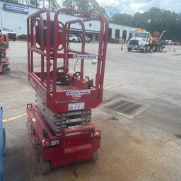 2017 MEC 1330SE Scissor Lift