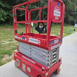 2019 MEC MICRO 19 Scissor Lift