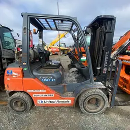 2019 Toyota 8FGU25 Warehouse Forklift