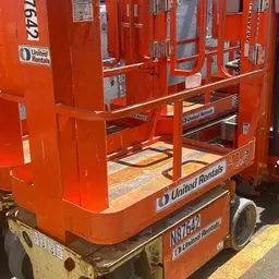 2014 JLG 1230ES Self-Propelled One-Person Lift