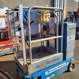 2017 Genie GR-20 Self-Propelled One-Person Lift