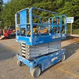 2016 Genie GS-3246 Scissor Lift