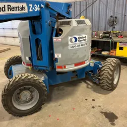 2017 Genie Z-34/22 IC Articulating Boom Lift