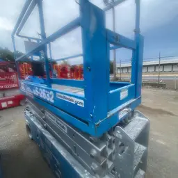 2016 Genie GS-2632 Scissor Lift
