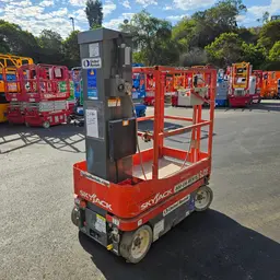2017 Skyjack SJ16 Self-Propelled One-Person Lift