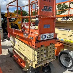 2016 JLG 2632ES Scissor Lift
