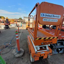 2018 Snorkel S3219E Scissor Lift