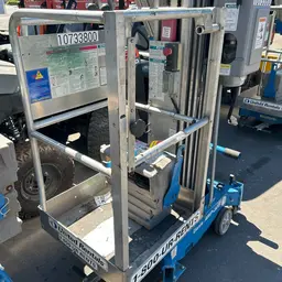 2018 Genie AWP-30SDC Pusharound Lift