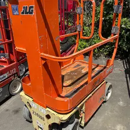 2019 JLG 1230ES Self-Propelled One-Person Lift