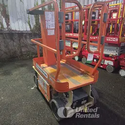 2014 JLG 1230ES Self-Propelled One-Person Lift