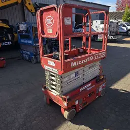 2019 MEC MICRO 19 Scissor Lift