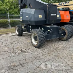 2018 JLG 800AJ Articulating Boom Lift