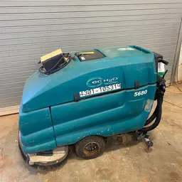 2018 Tennant M-5680