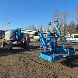 2016 Genie Z-62/40J Articulating Boom Lift